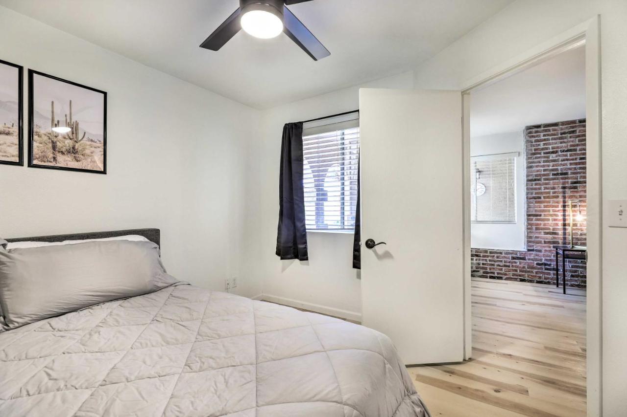Renovated Chandler Townhome Walk To Downtown Екстериор снимка