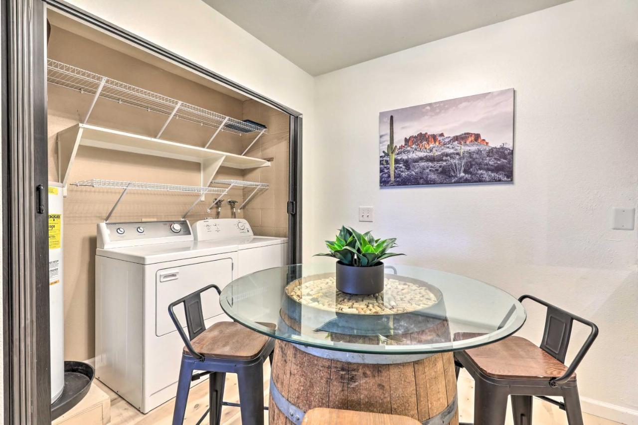 Renovated Chandler Townhome Walk To Downtown Екстериор снимка