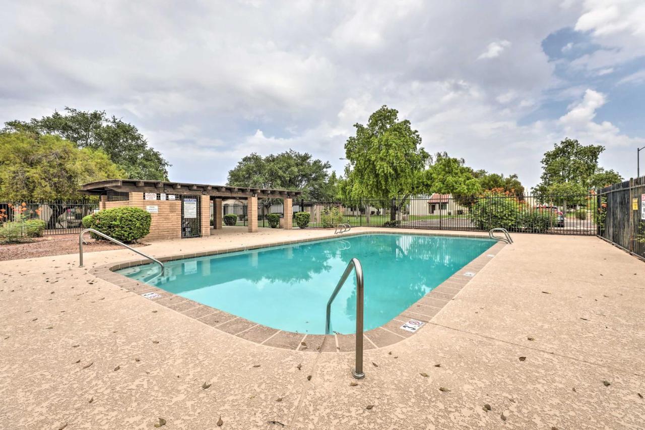 Renovated Chandler Townhome Walk To Downtown Екстериор снимка