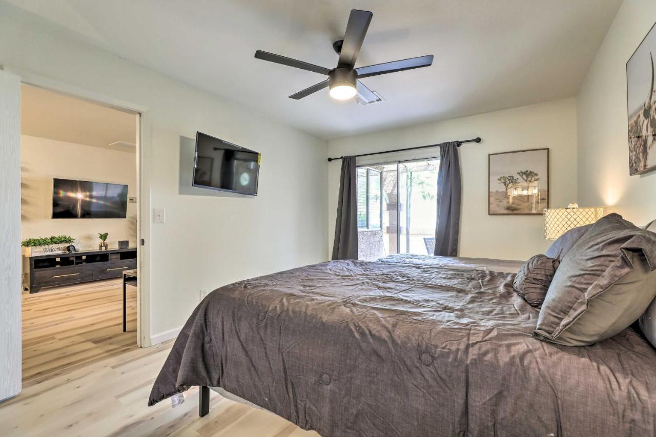 Renovated Chandler Townhome Walk To Downtown Екстериор снимка