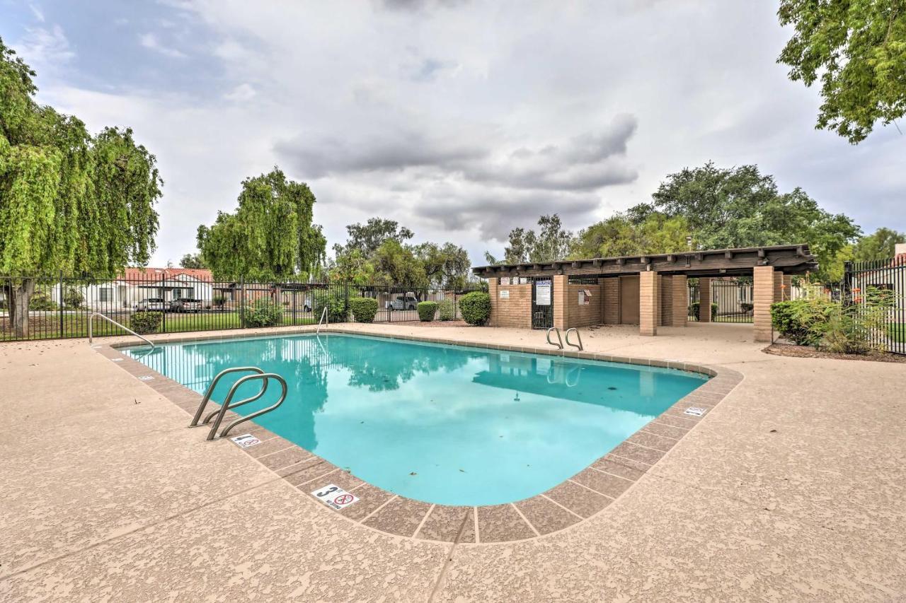 Renovated Chandler Townhome Walk To Downtown Екстериор снимка